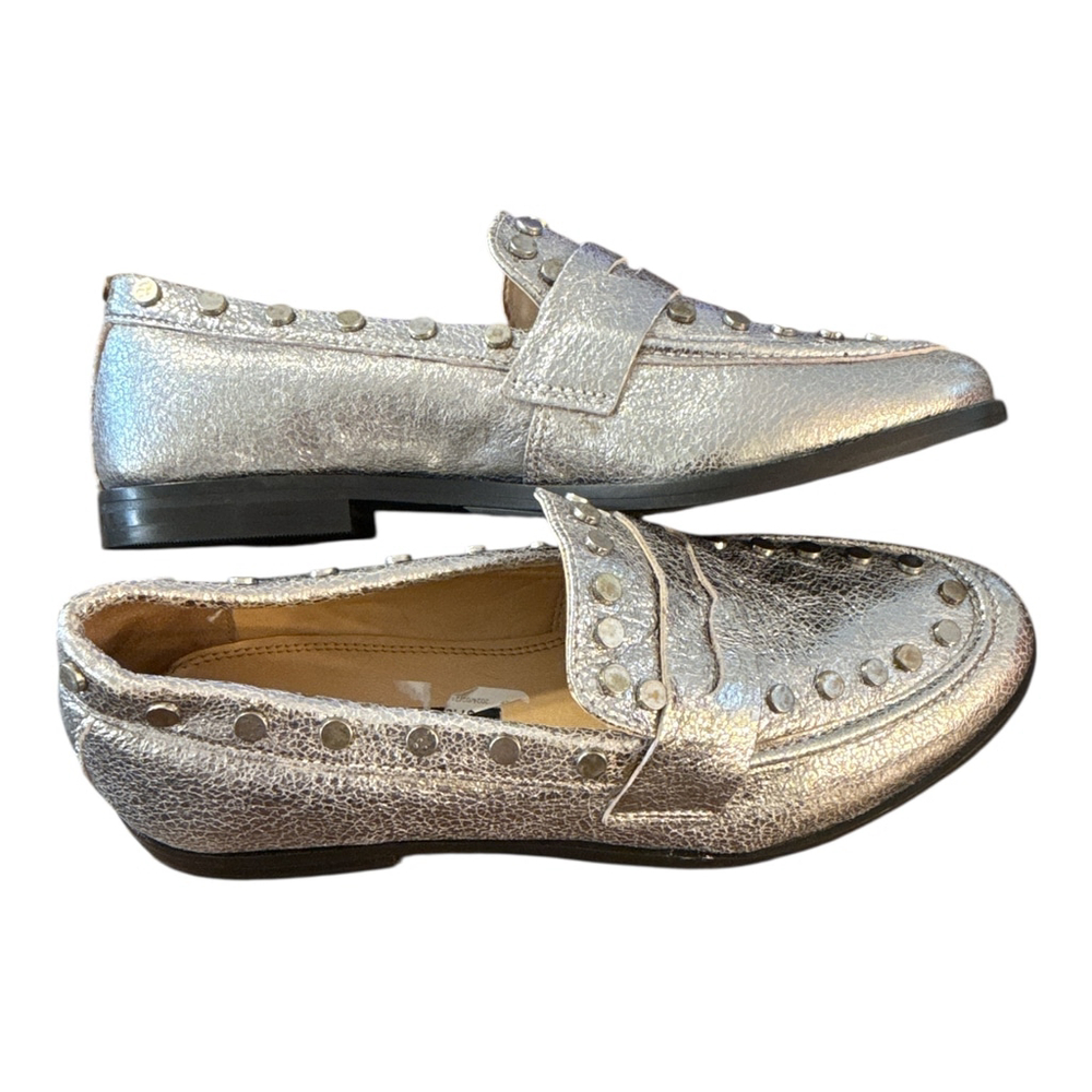 Steve Madden Women's Metallic Silver Studded Loafers, Size 6.5, Classic Slip-On - Picture 4 of 4